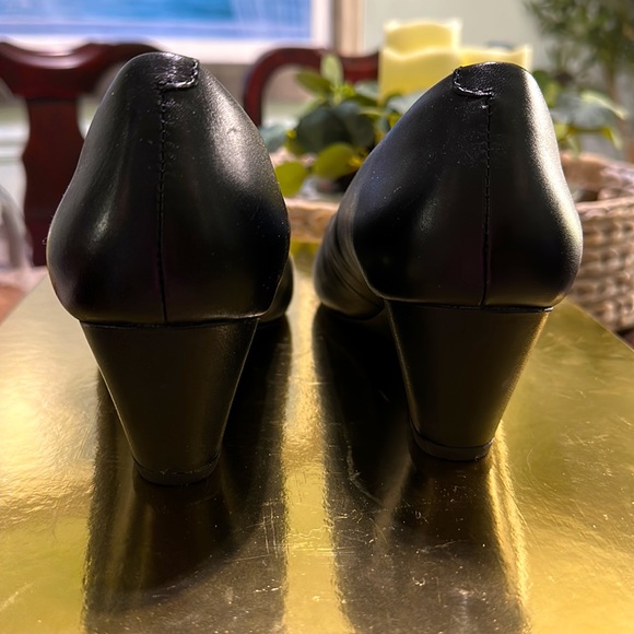 Collection by Clark Shoes - Picture 3 of 4